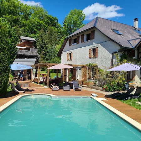 L'Oree Des Bornes-Appartement Avec Piscine Évires Kültér fotó
